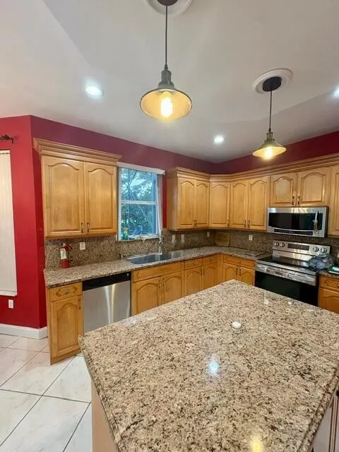 127 Saratoga Boulevard W Royal Palm Beach, FL 33411