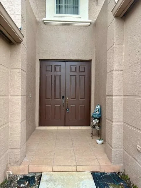 127 Saratoga Boulevard W Royal Palm Beach, FL 33411