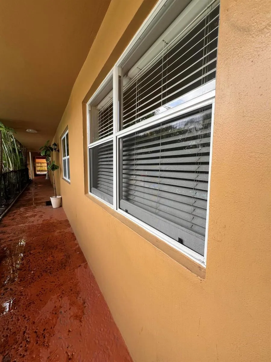 2016 NE 17TH COURT #6 Fort Lauderdale, FL 33305