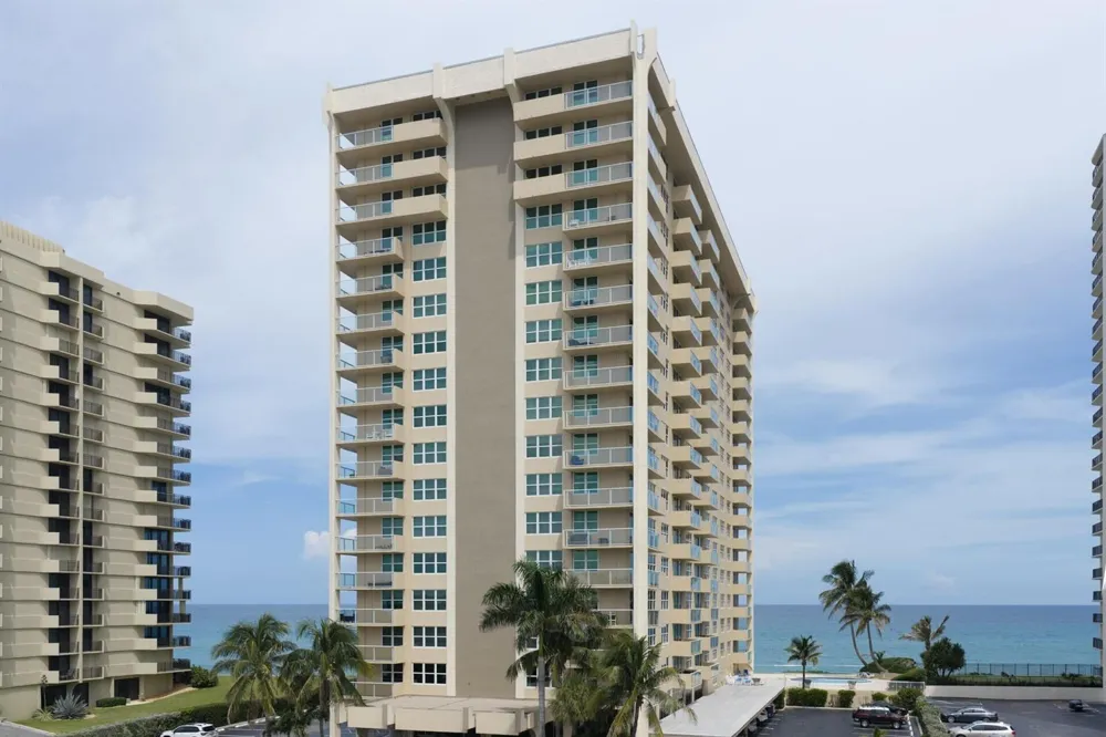 5440 Ocean Drive #203 Singer Island, FL 33404