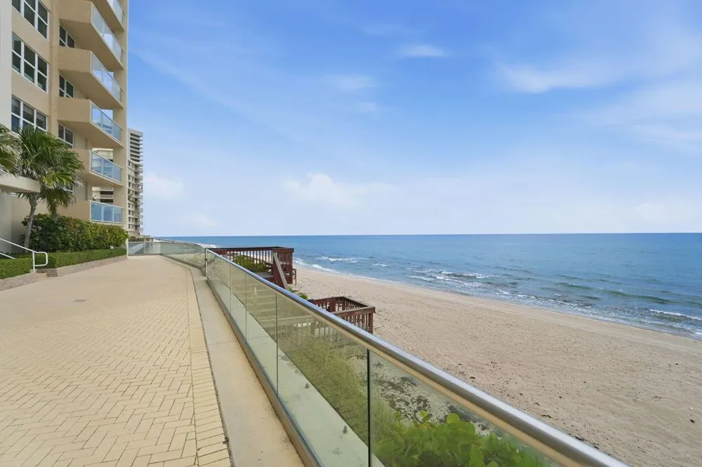 5440 Ocean Drive #203 Singer Island, FL 33404