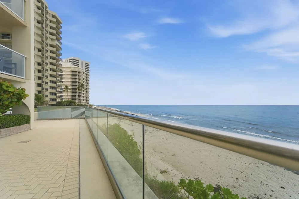 5440 Ocean Drive #203 Singer Island, FL 33404