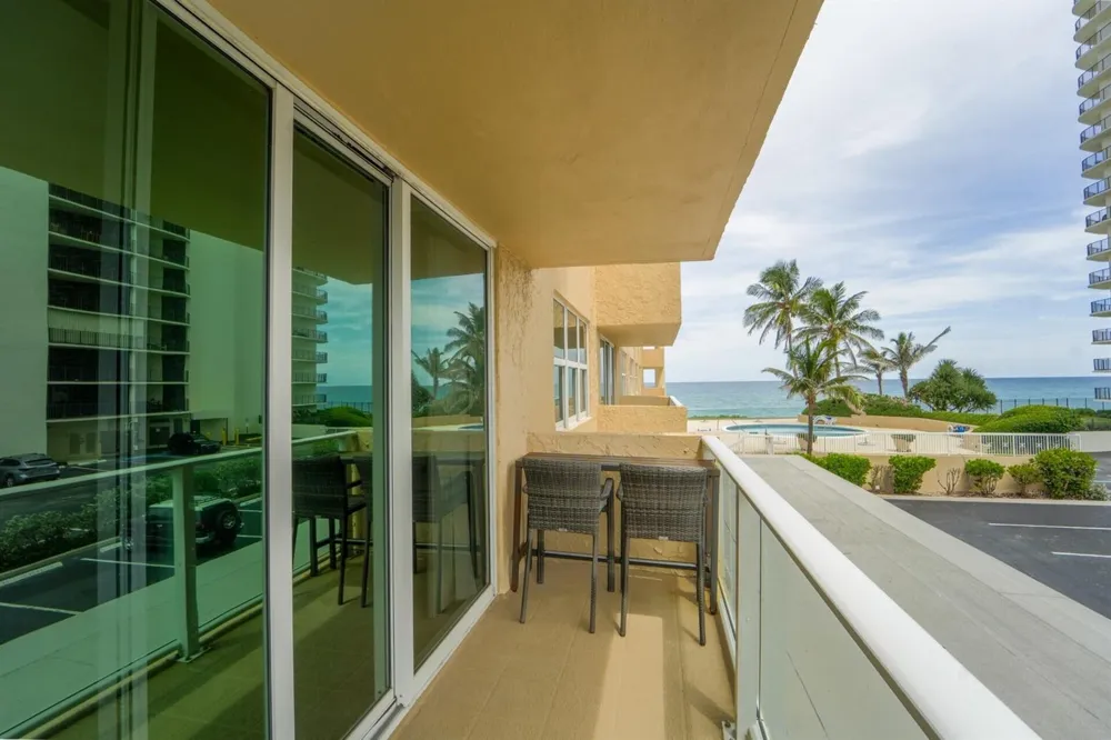 5440 Ocean Drive #203 Singer Island, FL 33404