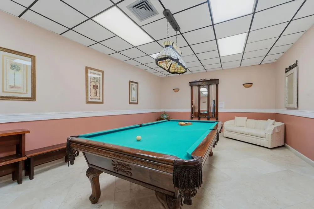 5440 Ocean Drive #203 Singer Island, FL 33404