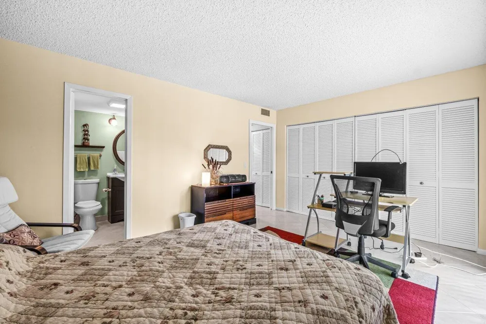 68 Suffolk B #680 Boca Raton, FL 33434