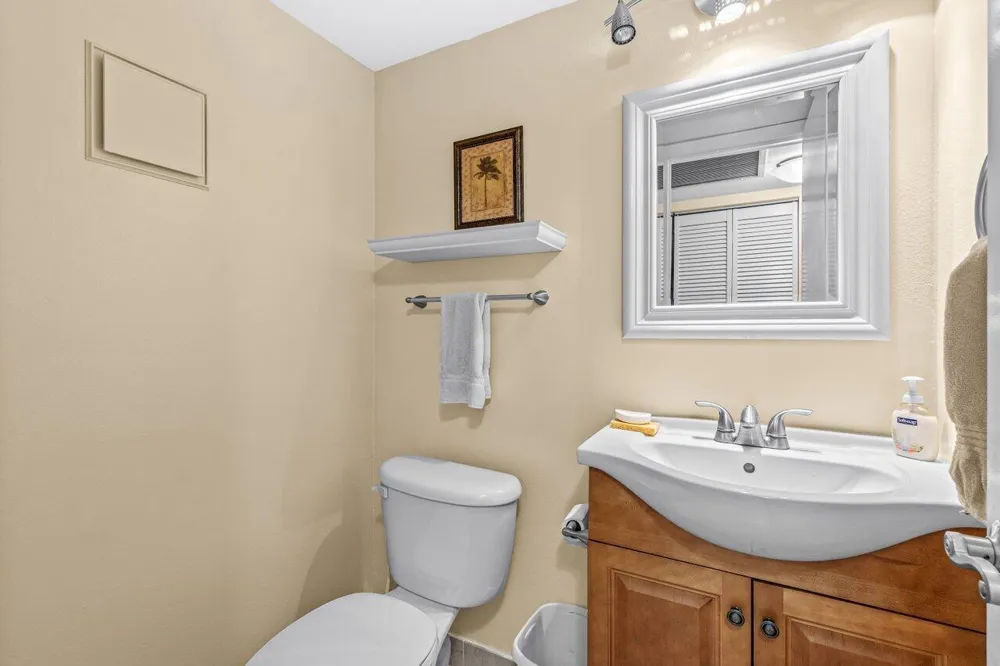 68 Suffolk B #680 Boca Raton, FL 33434