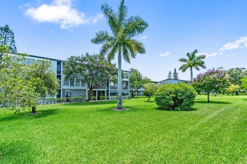 68 Suffolk B #680 Boca Raton, FL 33434