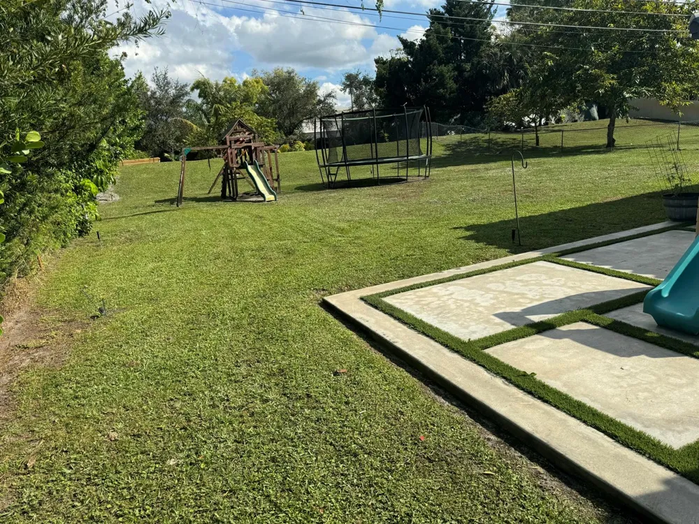 14231 LAKE CANDLEWOOD COURT Miami Lakes, FL 33014