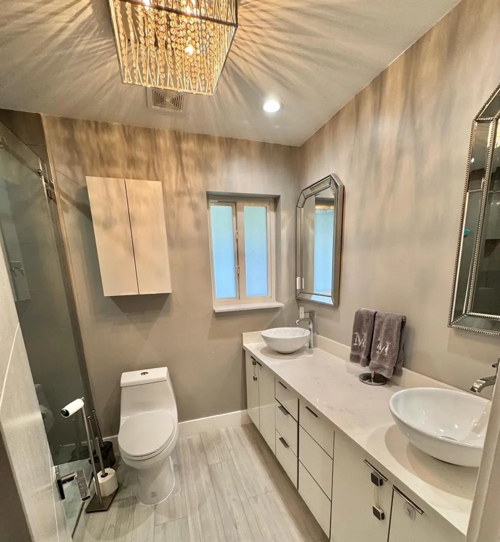 14231 LAKE CANDLEWOOD COURT Miami Lakes, FL 33014