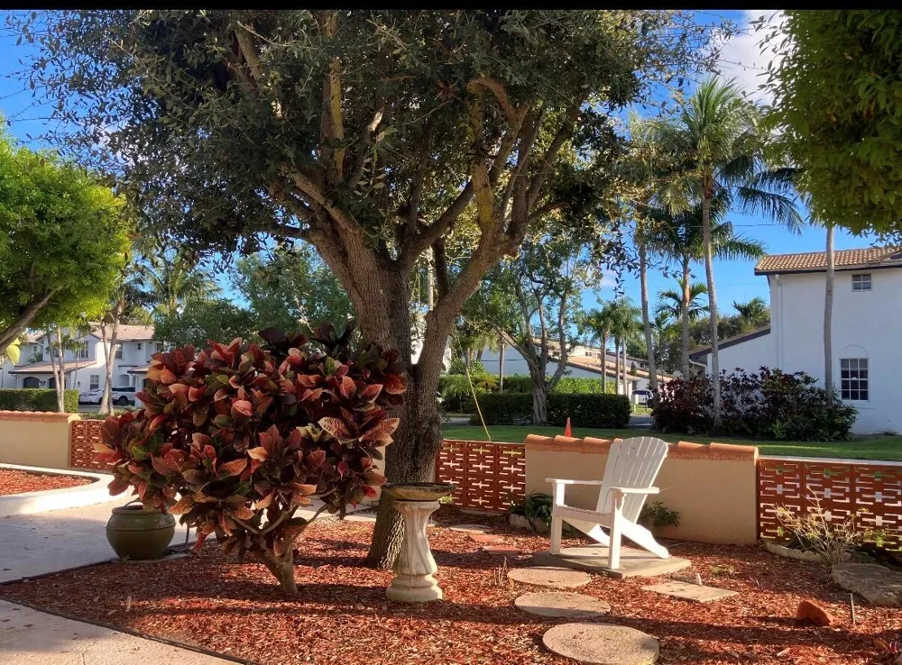 371 SW 8TH #0011 Boca Raton, FL 33432