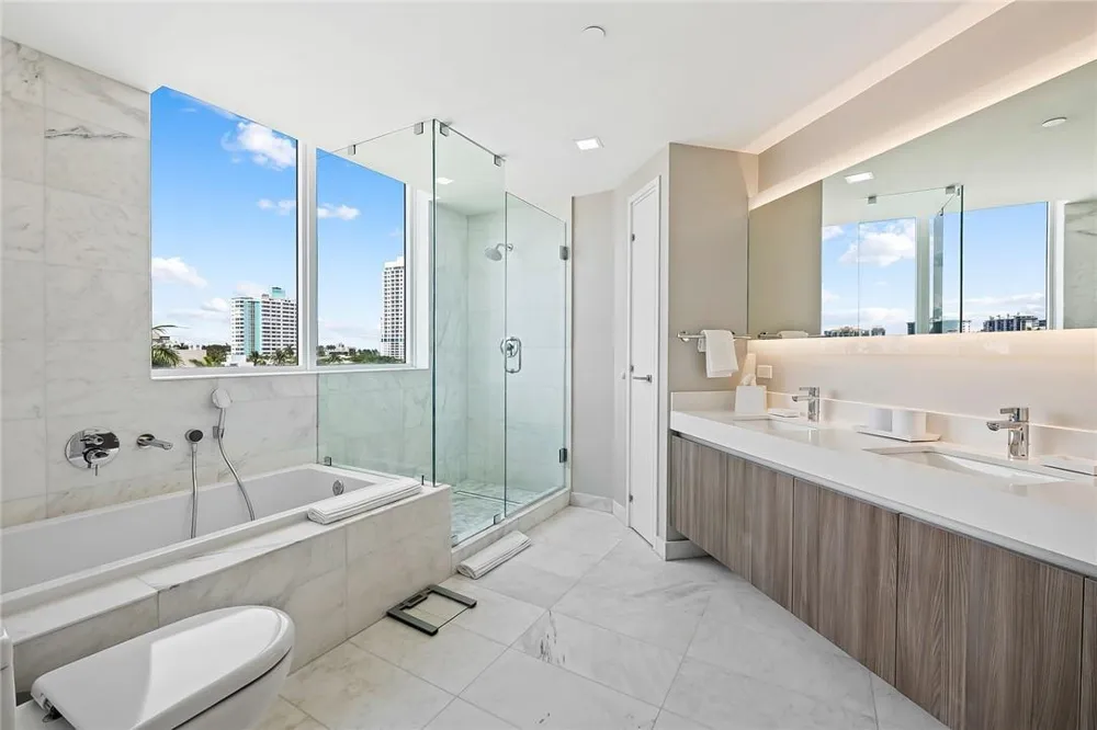 401 BIRCH ROAD #508 Fort Lauderdale, FL 33304