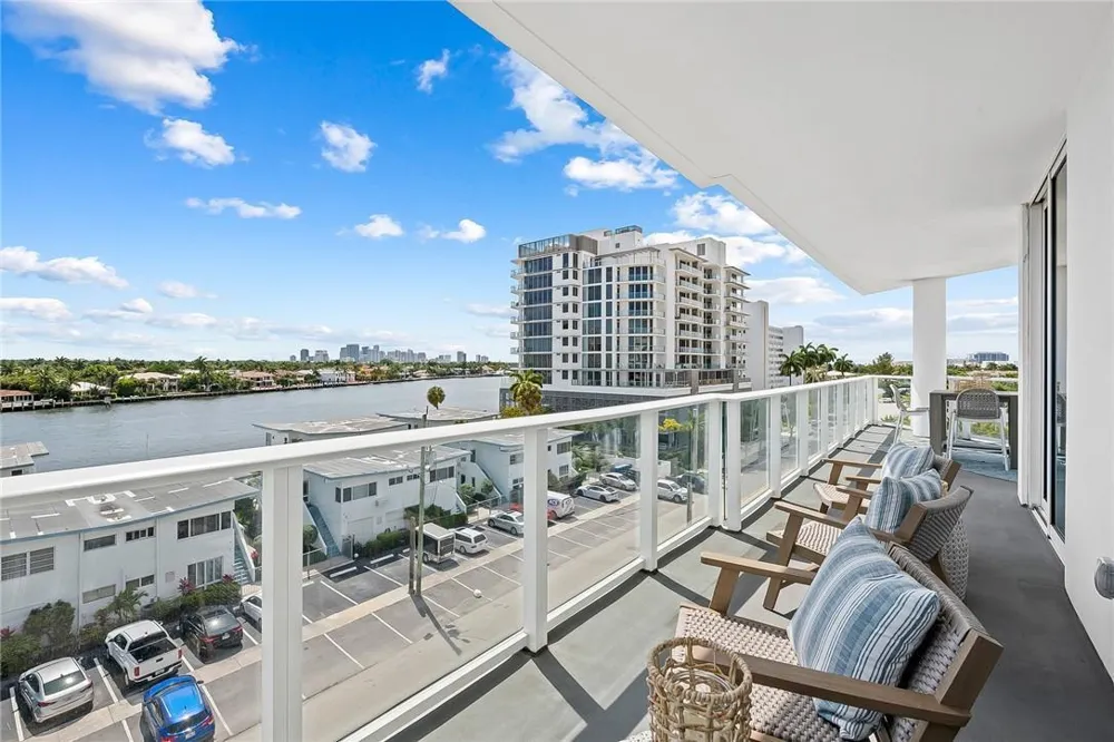 401 BIRCH ROAD #508 Fort Lauderdale, FL 33304