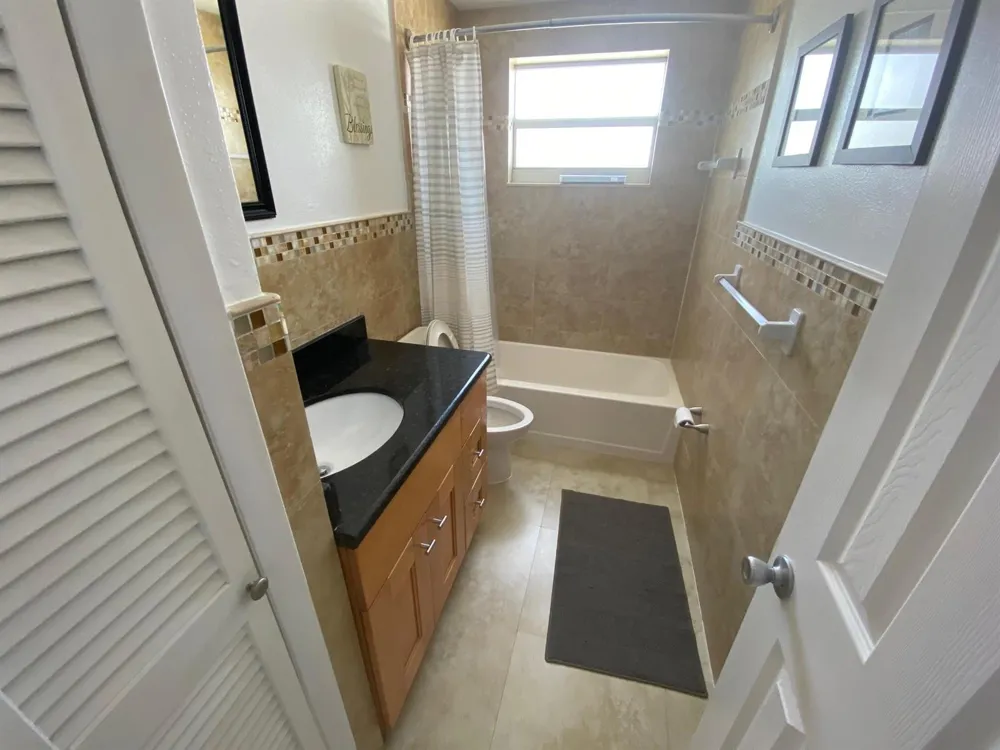 335 COLLINS AVENUE #403 Miami Beach, FL 33139
