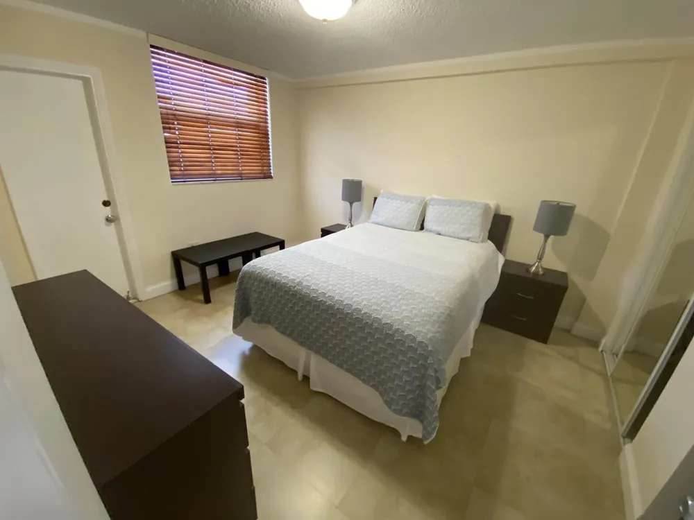 335 COLLINS AVENUE #403 Miami Beach, FL 33139