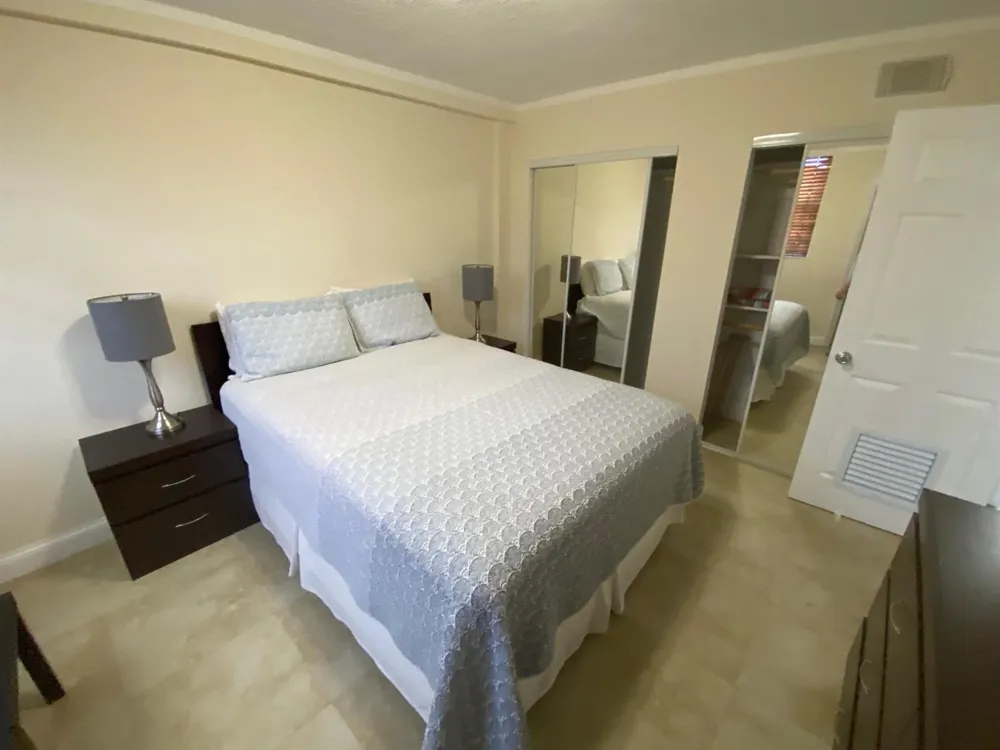 335 COLLINS AVENUE #403 Miami Beach, FL 33139