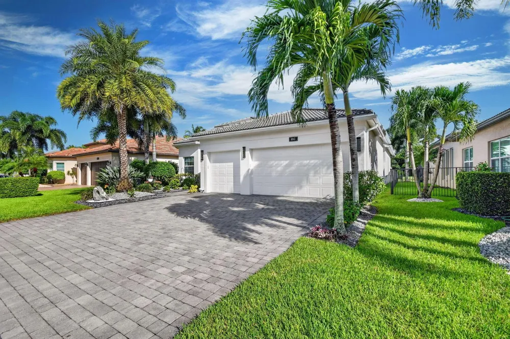 8843 GOLDEN MOUNTAIN CIRCLE Boynton Beach, FL 33473