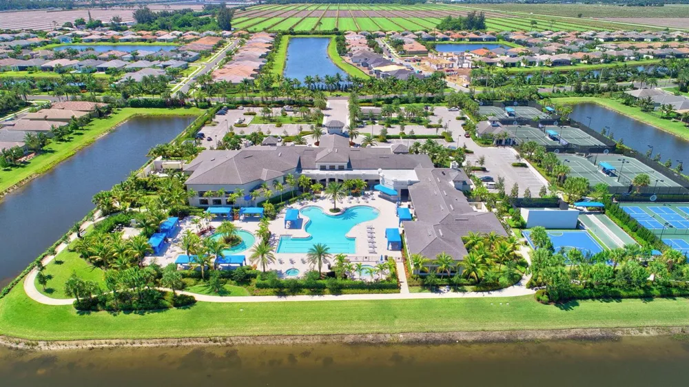 8843 GOLDEN MOUNTAIN CIRCLE Boynton Beach, FL 33473