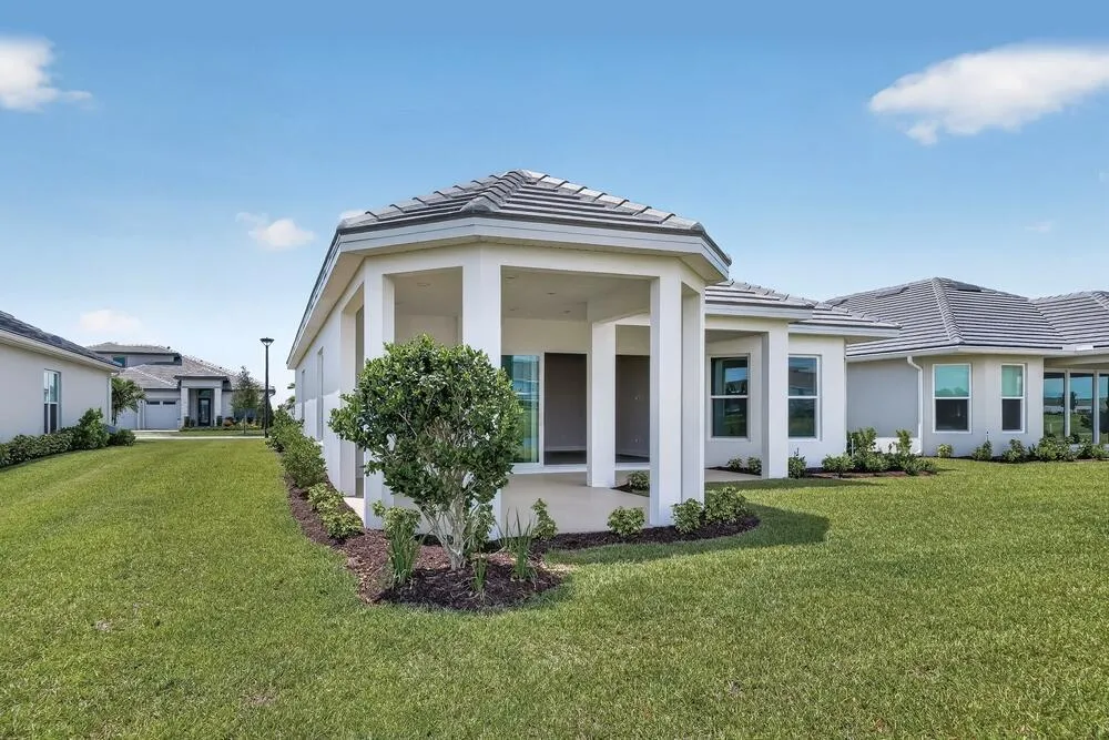 13072 SW Shinnecock Drive Port St. Lucie, FL 34987