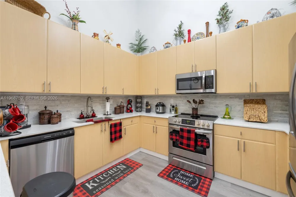 1205 NE 32nd Ter Homestead, FL 33033