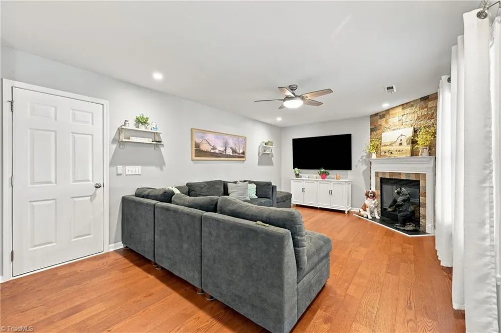 125 Hartman Branch Lane Winston-Salem, NC 27127