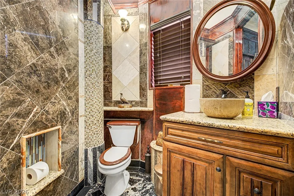 8985 S Tenaya Way Las Vegas, NV 89113