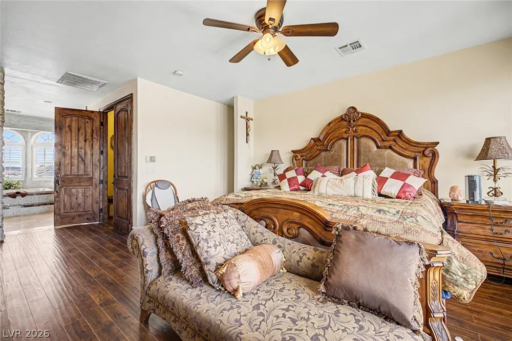 8985 S Tenaya Way Las Vegas, NV 89113