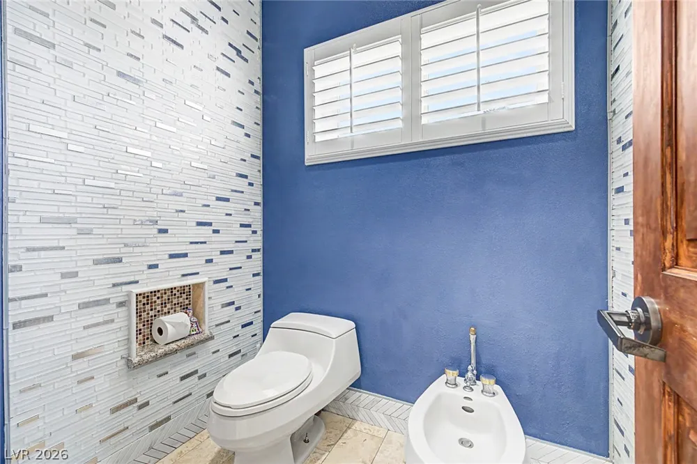 8985 S Tenaya Way Las Vegas, NV 89113