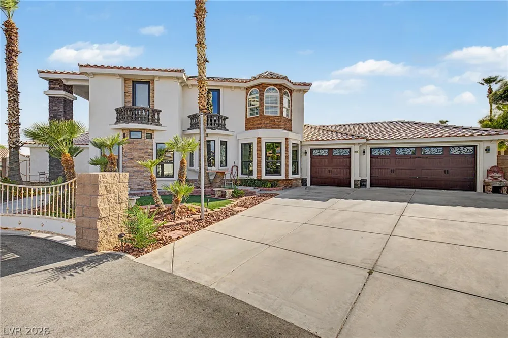 8985 S Tenaya Way Las Vegas, NV 89113