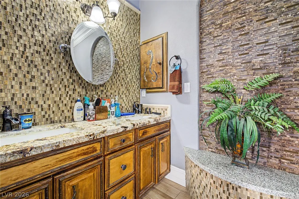8985 S Tenaya Way Las Vegas, NV 89113