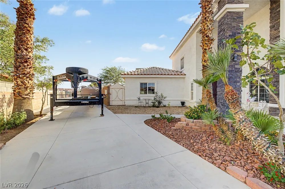 8985 S Tenaya Way Las Vegas, NV 89113