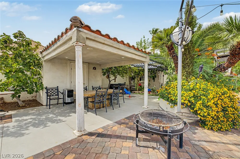 8985 S Tenaya Way Las Vegas, NV 89113