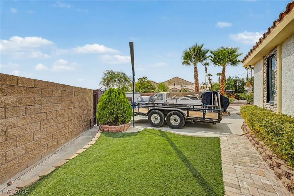 8985 S Tenaya Way Las Vegas, NV 89113