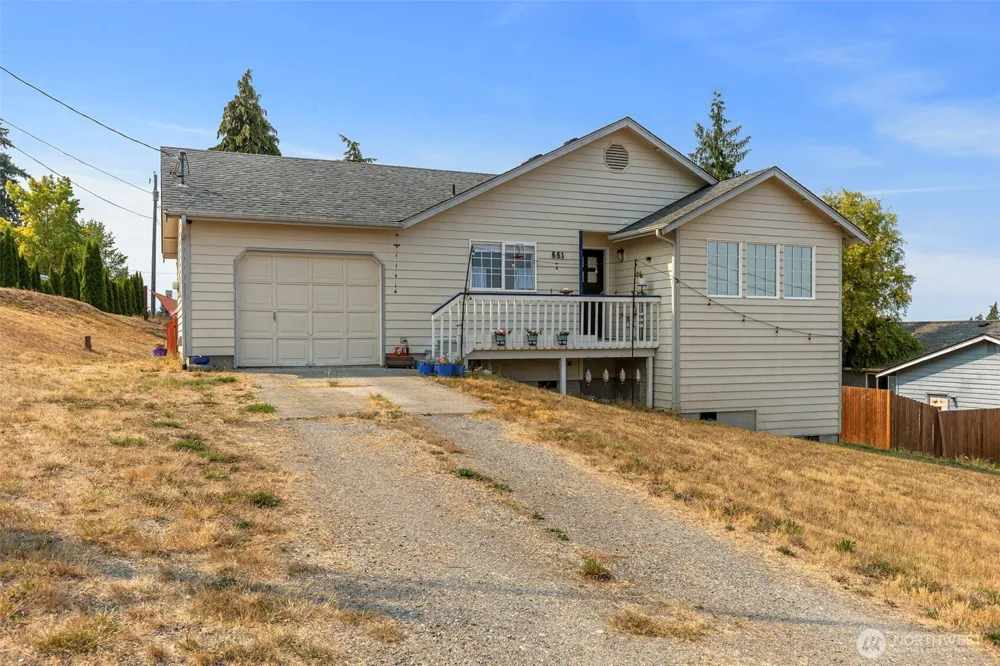 661 S Still Road S Sequim, WA 98382