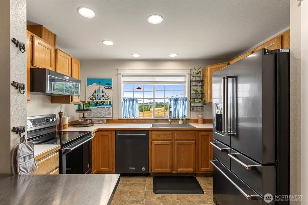 661 S Still Road S Sequim, WA 98382