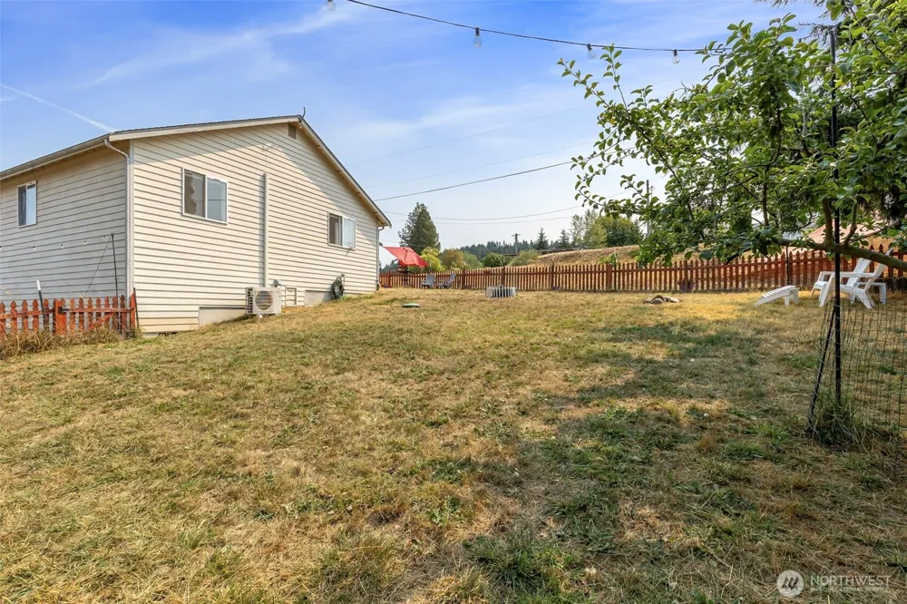 661 S Still Road S Sequim, WA 98382