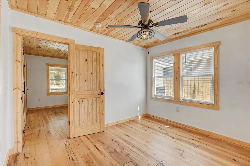 126 W NORTH STREET Tampa, FL 33604