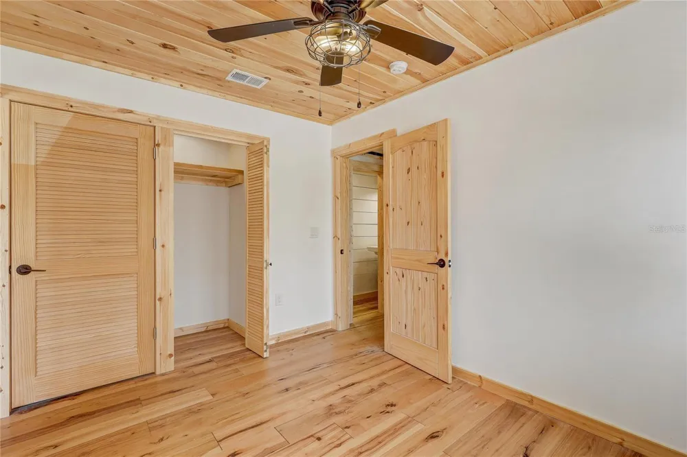 126 W NORTH STREET Tampa, FL 33604