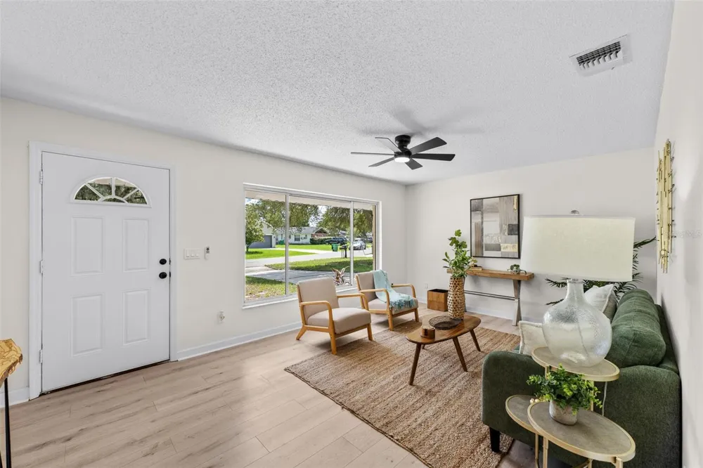 39528 MEADOWOOD LOOP Zephyrhills, FL 33542