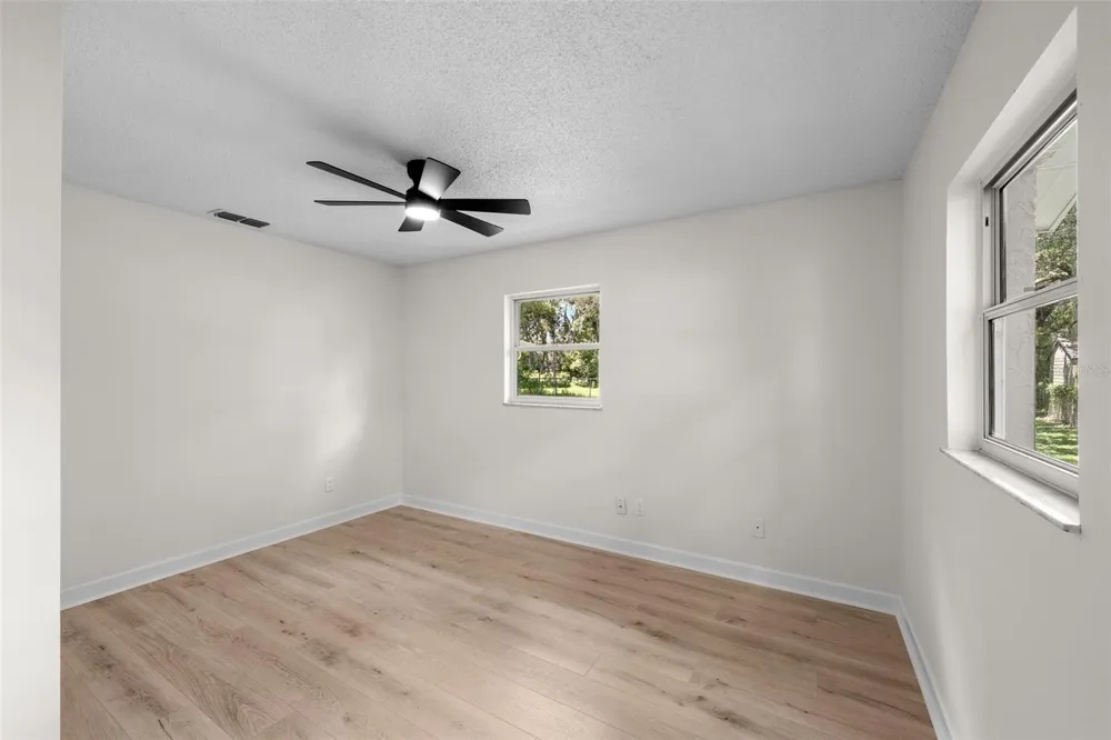 39528 MEADOWOOD LOOP Zephyrhills, FL 33542