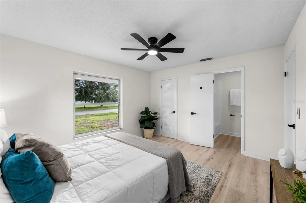 39528 MEADOWOOD LOOP Zephyrhills, FL 33542