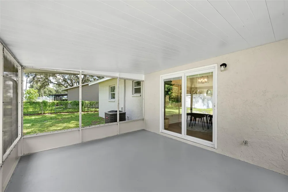 39528 MEADOWOOD LOOP Zephyrhills, FL 33542