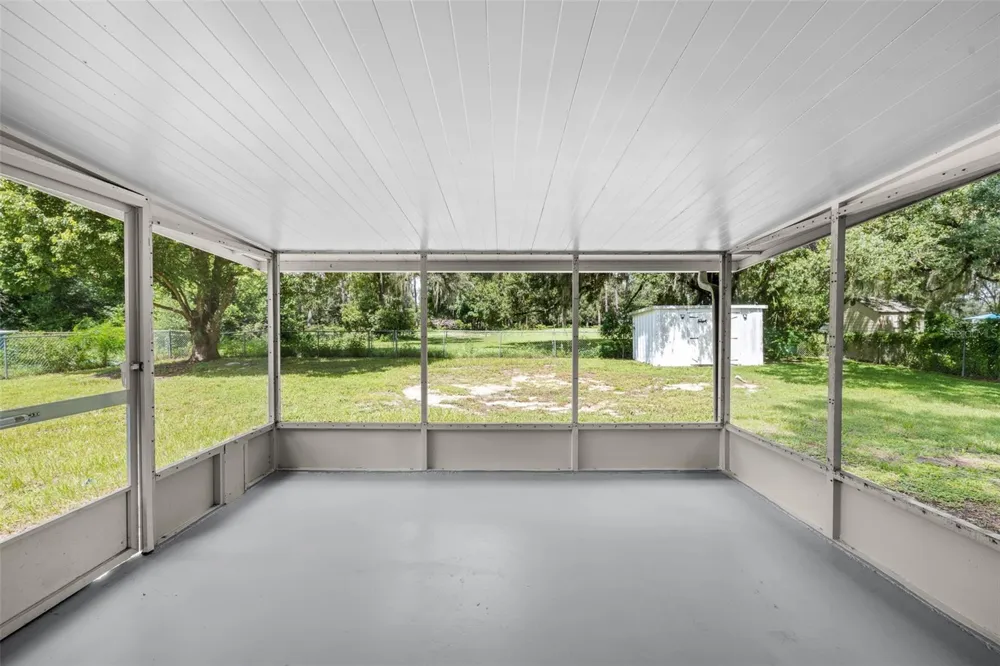39528 MEADOWOOD LOOP Zephyrhills, FL 33542