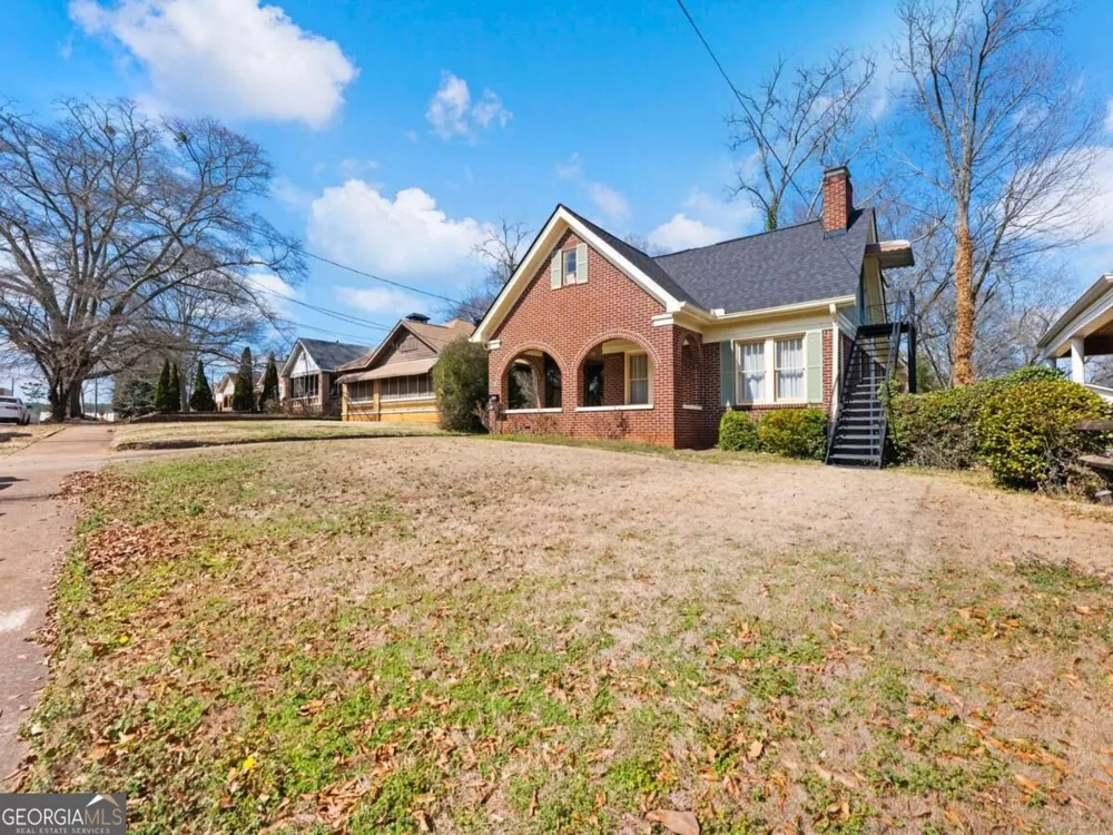 1391 Jefferson AVE East Point, GA 30344