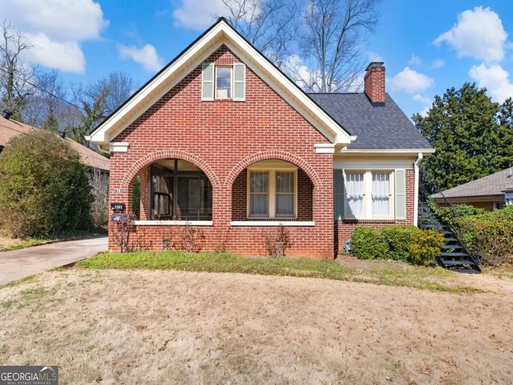 1391 Jefferson AVE East Point, GA 30344