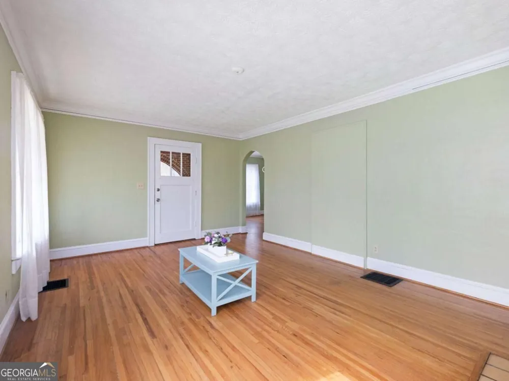 1391 Jefferson AVE East Point, GA 30344