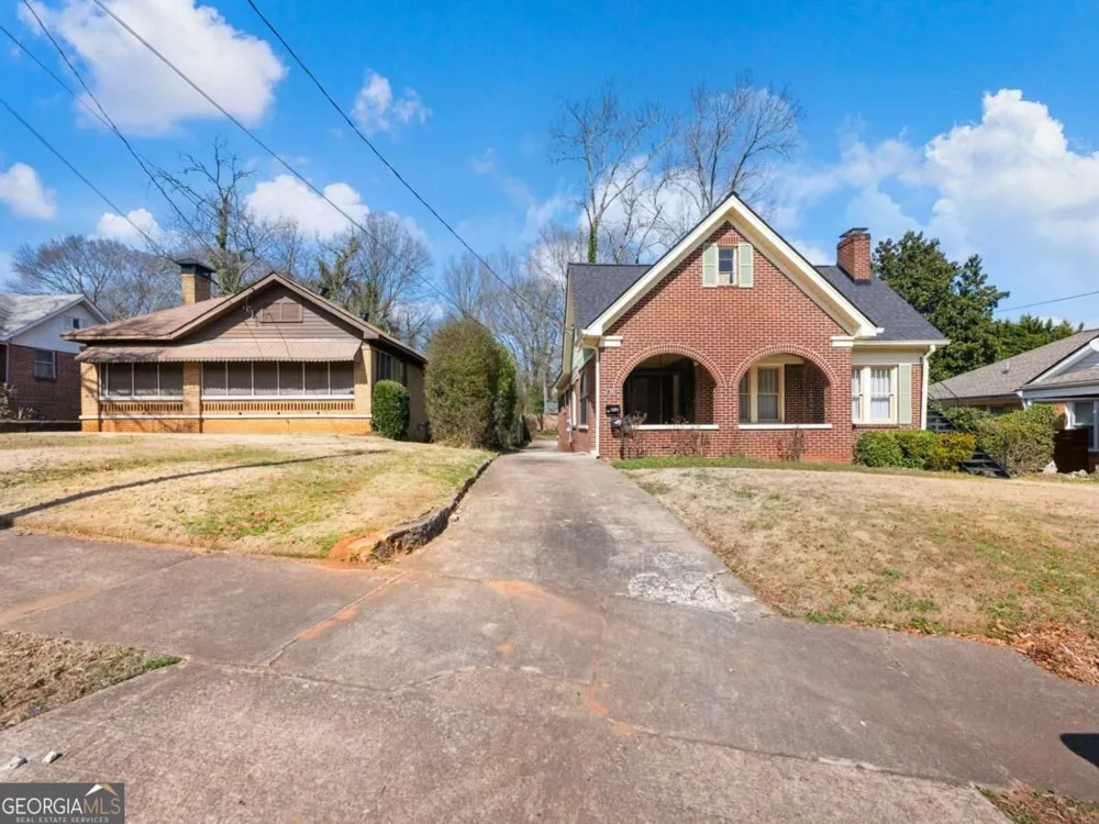 1391 Jefferson AVE East Point, GA 30344