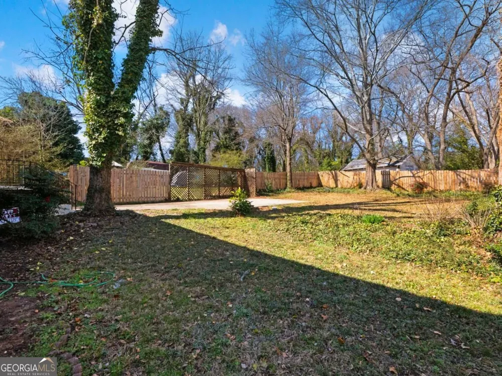 1391 Jefferson AVE East Point, GA 30344