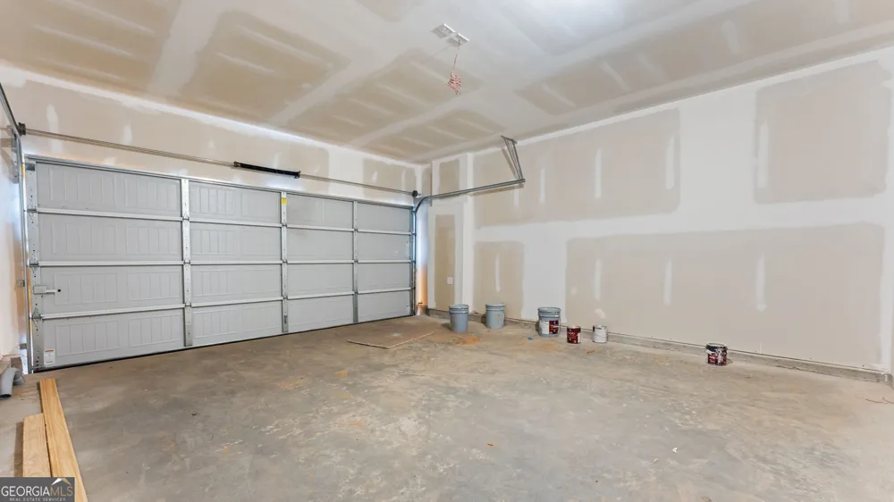 521 Hayes LN Canton, GA 30115