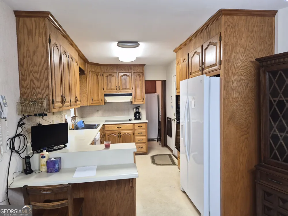 209 Self ST Warner Robins, GA 31088