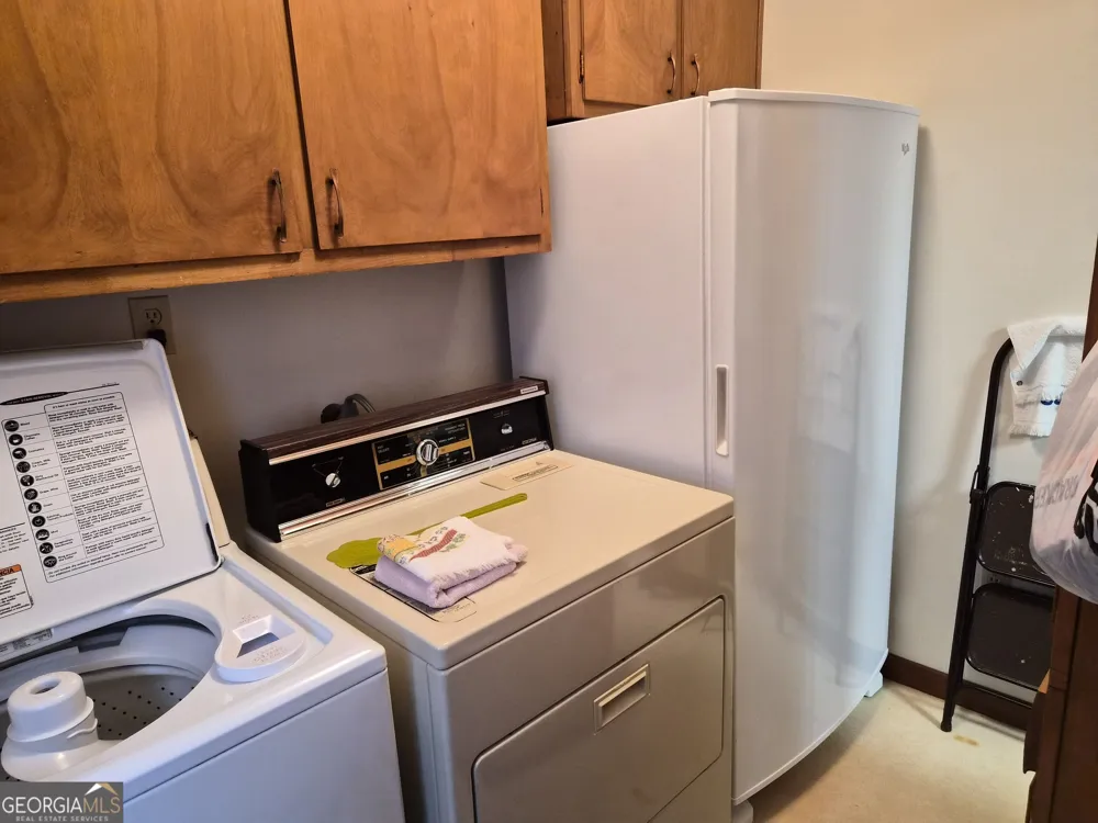 209 Self ST Warner Robins, GA 31088
